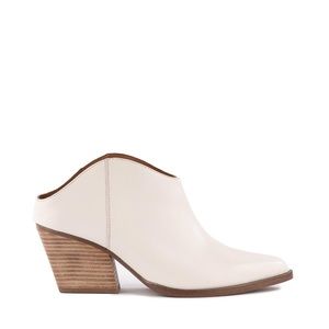 New Seychelles White/Cream Heeled Mule Boot sz7